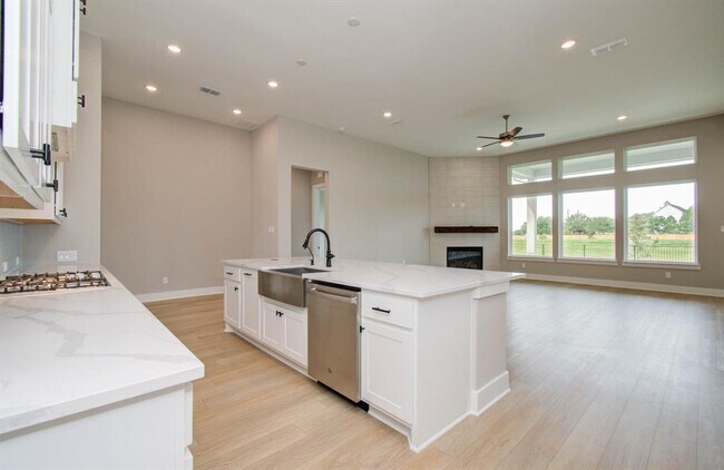 Building Photo - 7410 Pecan Brk Ln