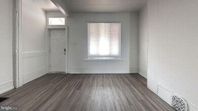 Building Photo - 56 N Dewey St