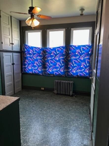 Kitchen - 239 Zara St