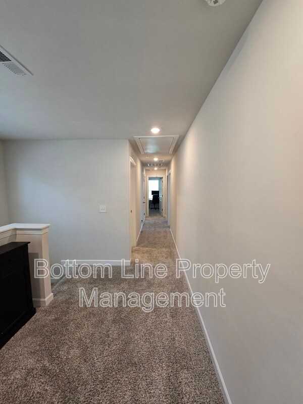 Building Photo - 1221 Colgher St