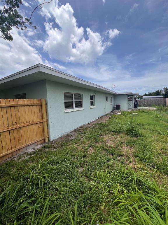 Building Photo - 1501 54th Ave Dr W