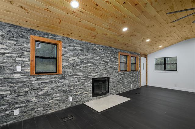 Building Photo - 491 Black Forest Dr