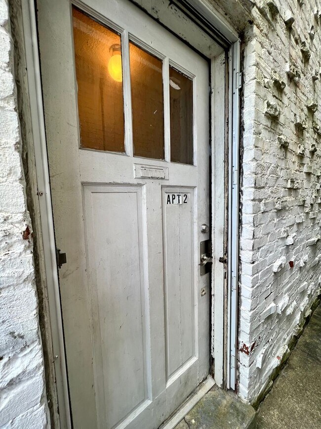 Building Photo - 1851 Capital Ave