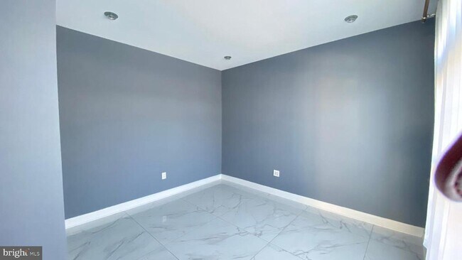 Building Photo - 43861 Hartley Pl