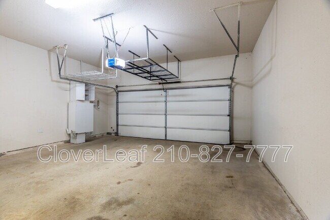 Building Photo - 908 Sussex Cove