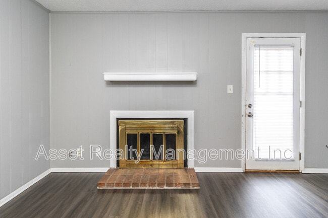 Building Photo - 9157 Cedarpark Ln NW