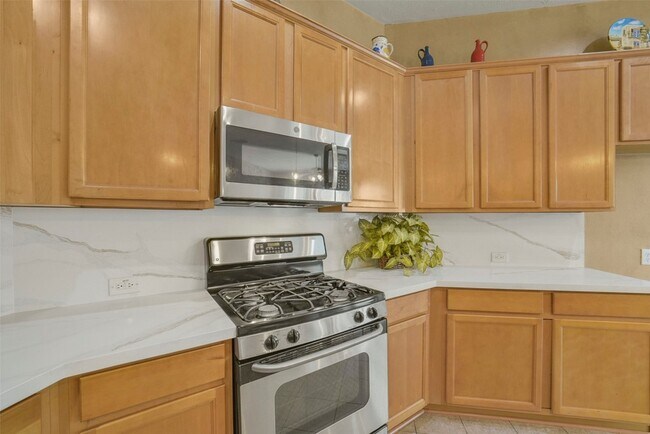 Building Photo - 18930 Magnolia Arbor Ln