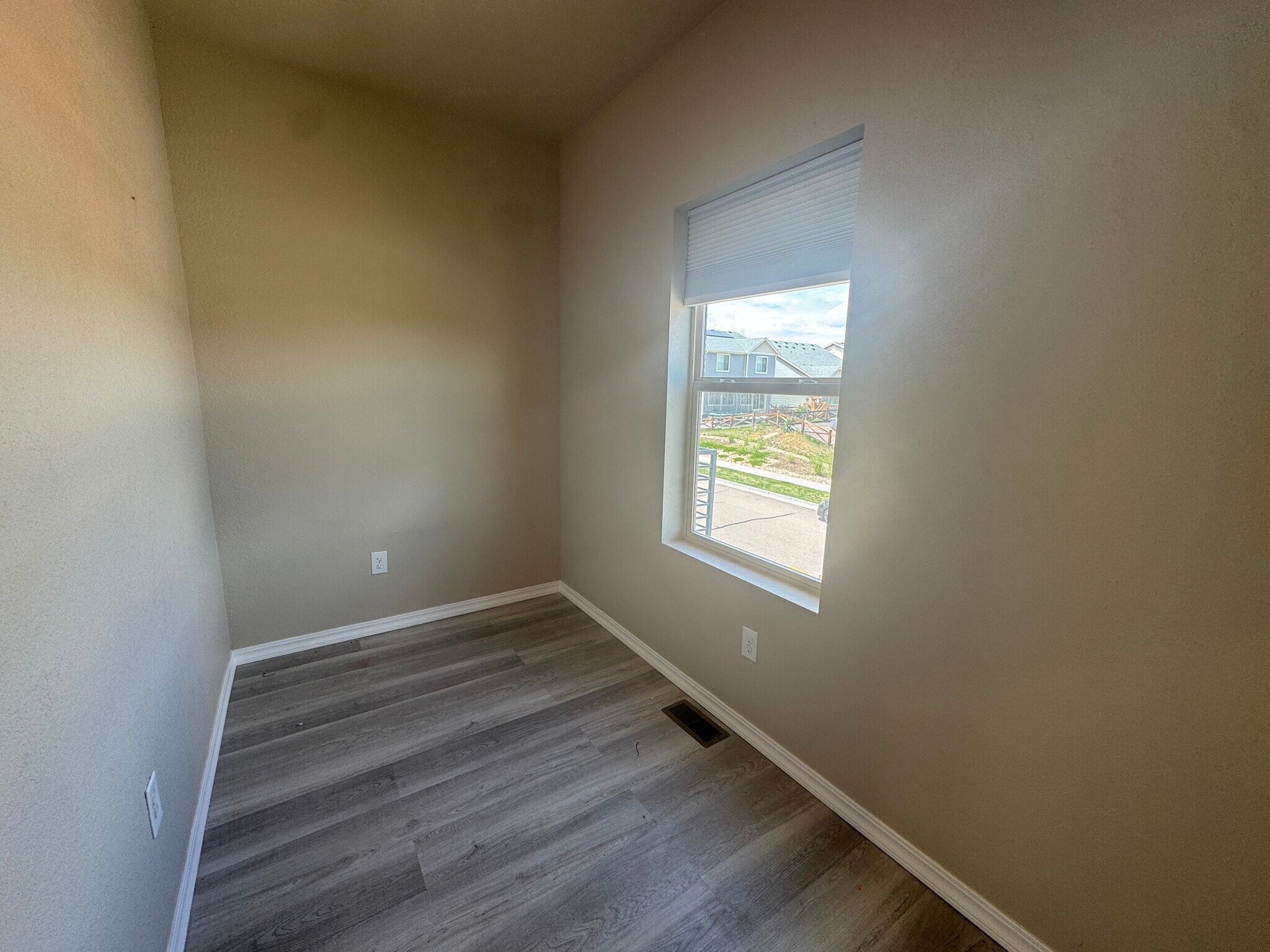 Building Photo - 6153 Callan Dr