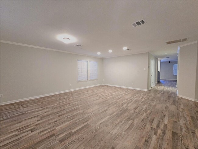 Building Photo - 530 Blue Sage