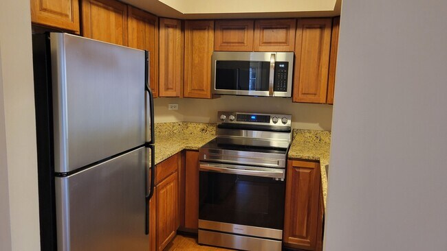 Building Photo - 15 Foxcroft Rd