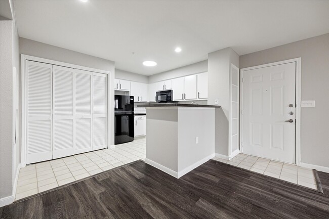 Building Photo - 1710 W T C Jester Blvd