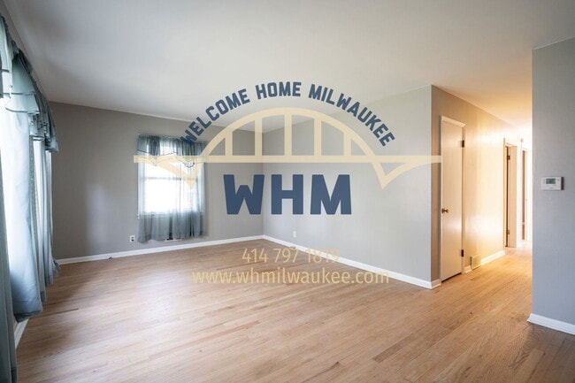 Building Photo - 2526 S 96th St