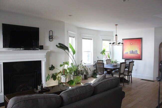 Building Photo - 11 Silvey Pl