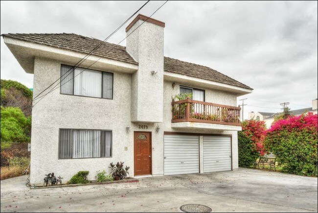 Building Photo - 2479 Barry Ave