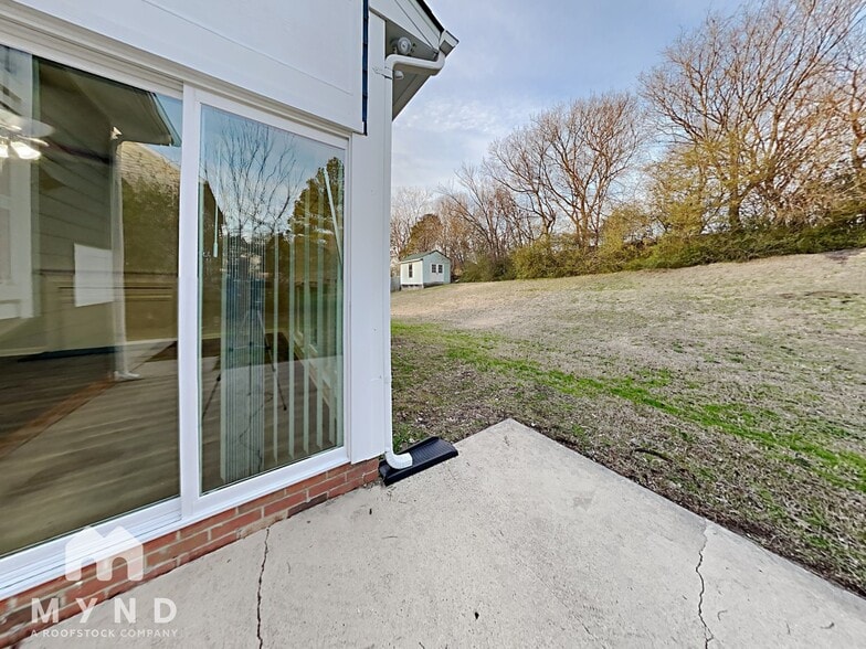 Building Photo - 2906 Silkstream Ln