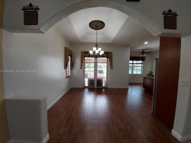 Building Photo - 5350 SW 130th Terrace