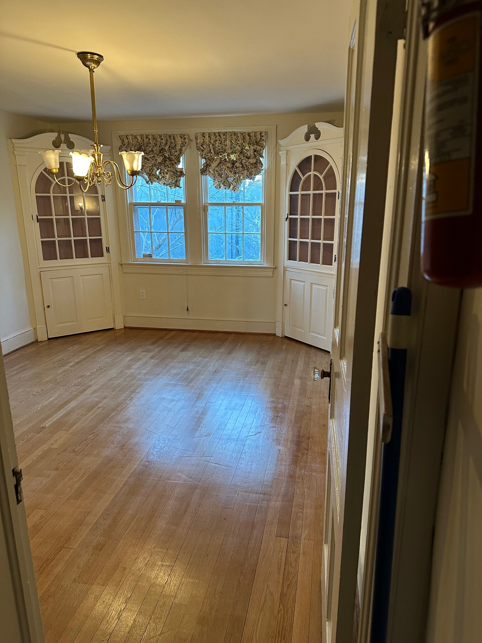 Building Photo - 6124 Old Dominion Dr