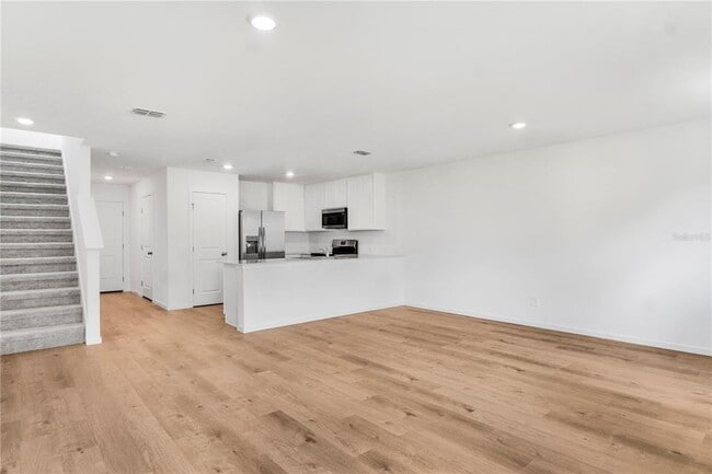 Building Photo - 1566 Plank Pl
