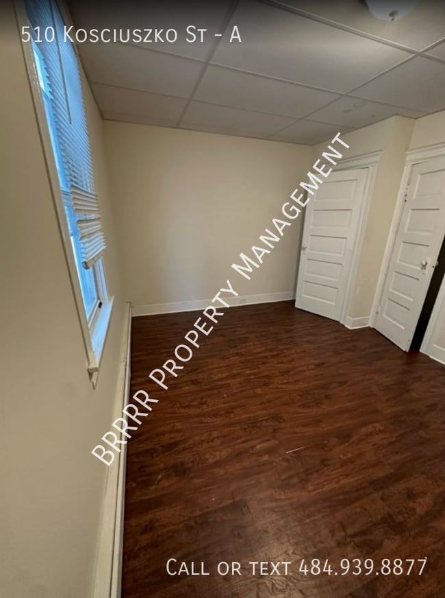 Building Photo - 510 Kosciuszko St