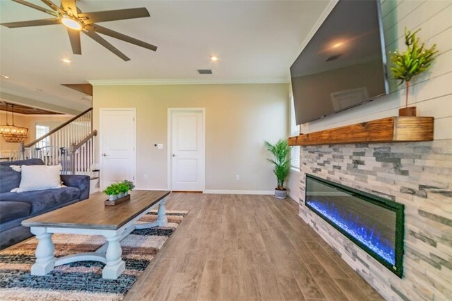 Building Photo - 34087 Astoria Cir