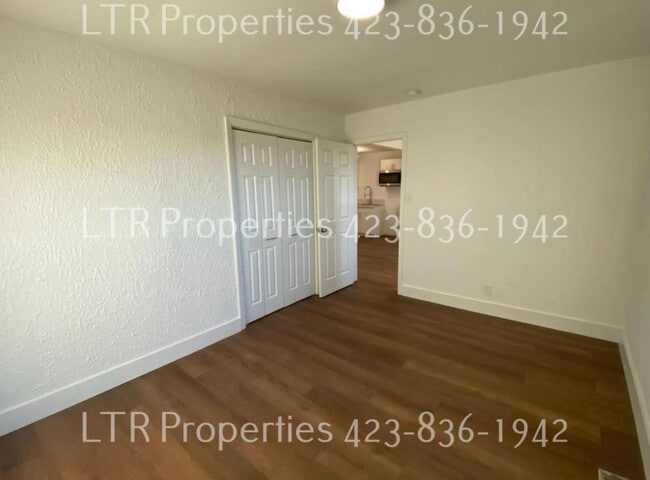 Building Photo - Ivy St (1423)