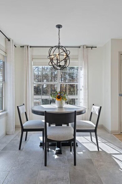 Building Photo - 17 Northridge Cir