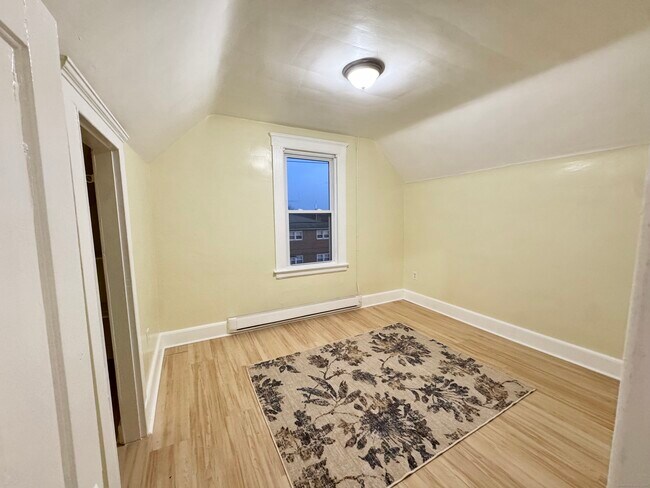 Building Photo - 54 New Haven Ave