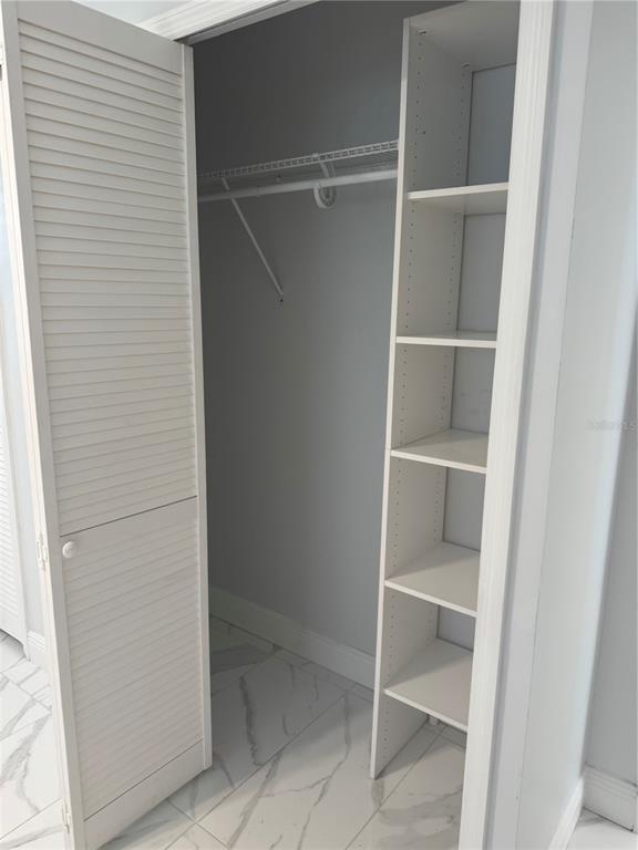 Building Photo - 5617 Gateway Dr