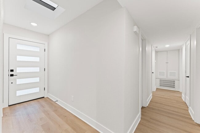 Building Photo - 10607 Overbrook Ln