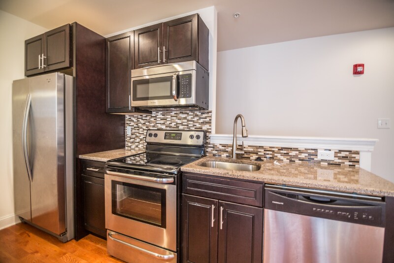 Building Photo - 3614 Spring Garden St