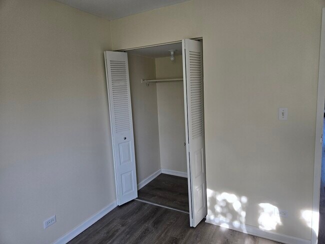 Building Photo - 925 Casey Ct