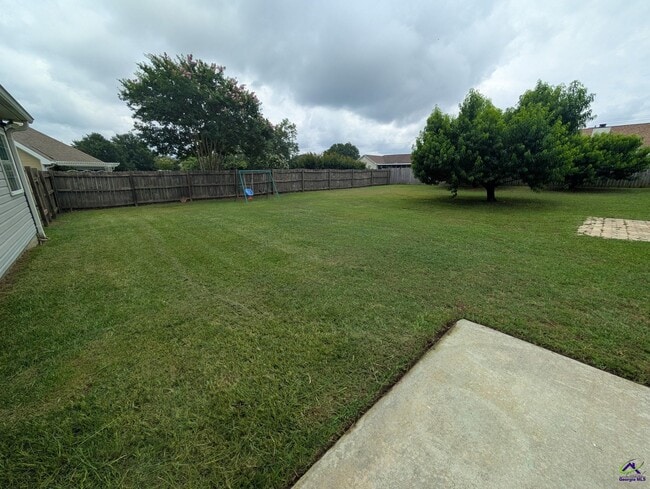 Building Photo - 117 Meadow View Dr