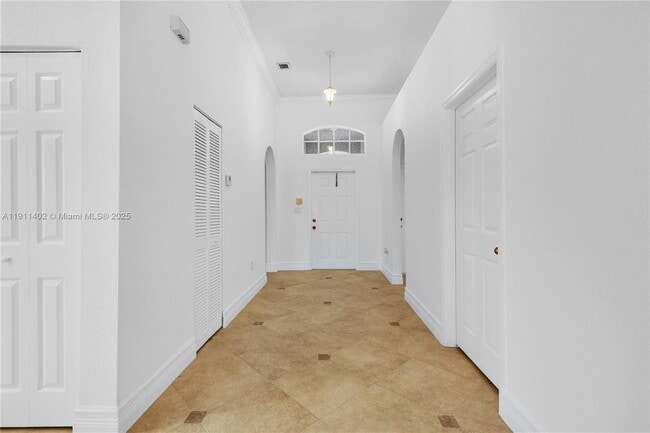 Building Photo - 5334 NW 111th Ct