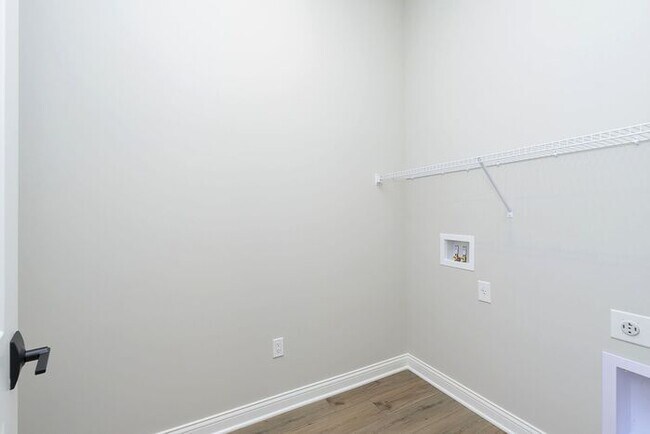 Building Photo - Gorgeous Newly Built 3 Bedroom 3 Full Bath on Golf Course in Westfield!