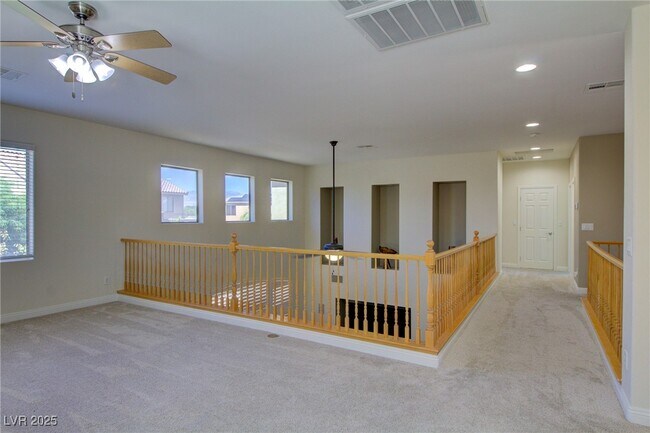 Building Photo - 8925 Monte Oro Dr