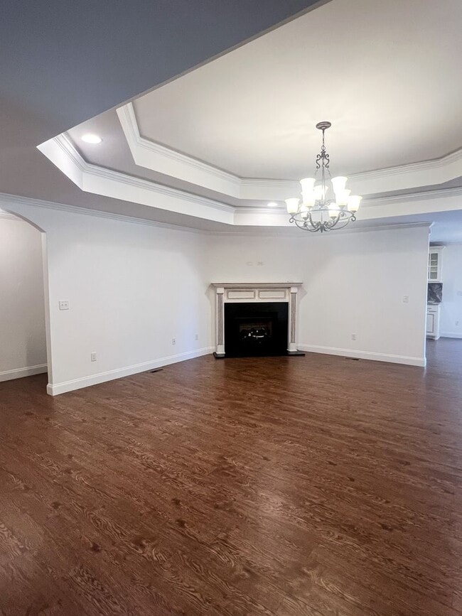 Building Photo - Single Family Home