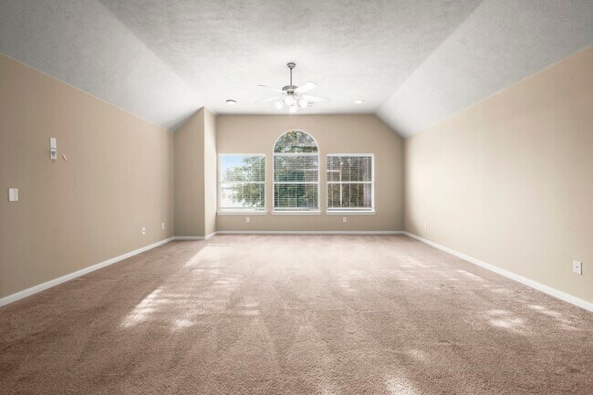 Building Photo - 17439 Memorial Mills Dr