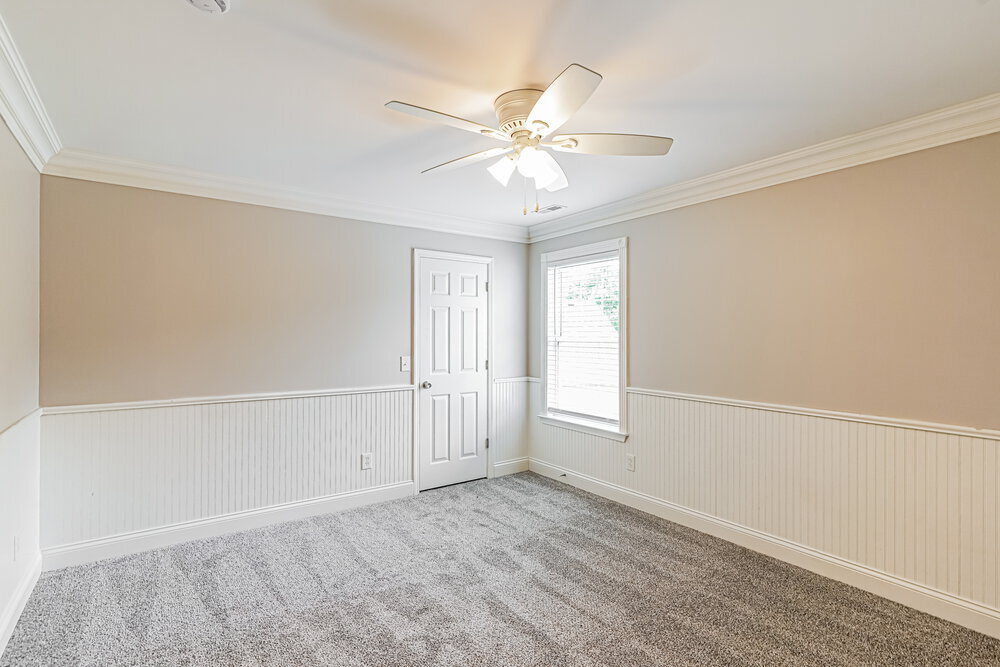 Building Photo - 102 Meadow Crest Ct