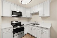 Building Photo - Briarwood Apartments