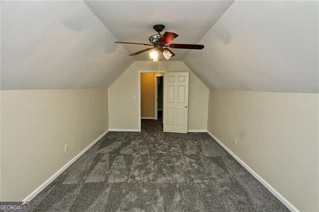 Building Photo - 1360 East Gate Ct SE