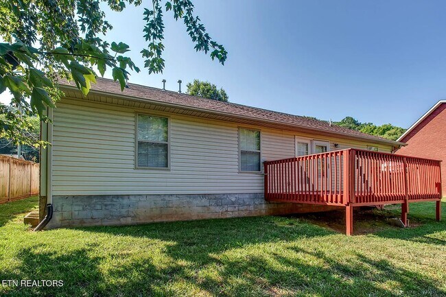 Building Photo - 1853 Tillery Square Ln