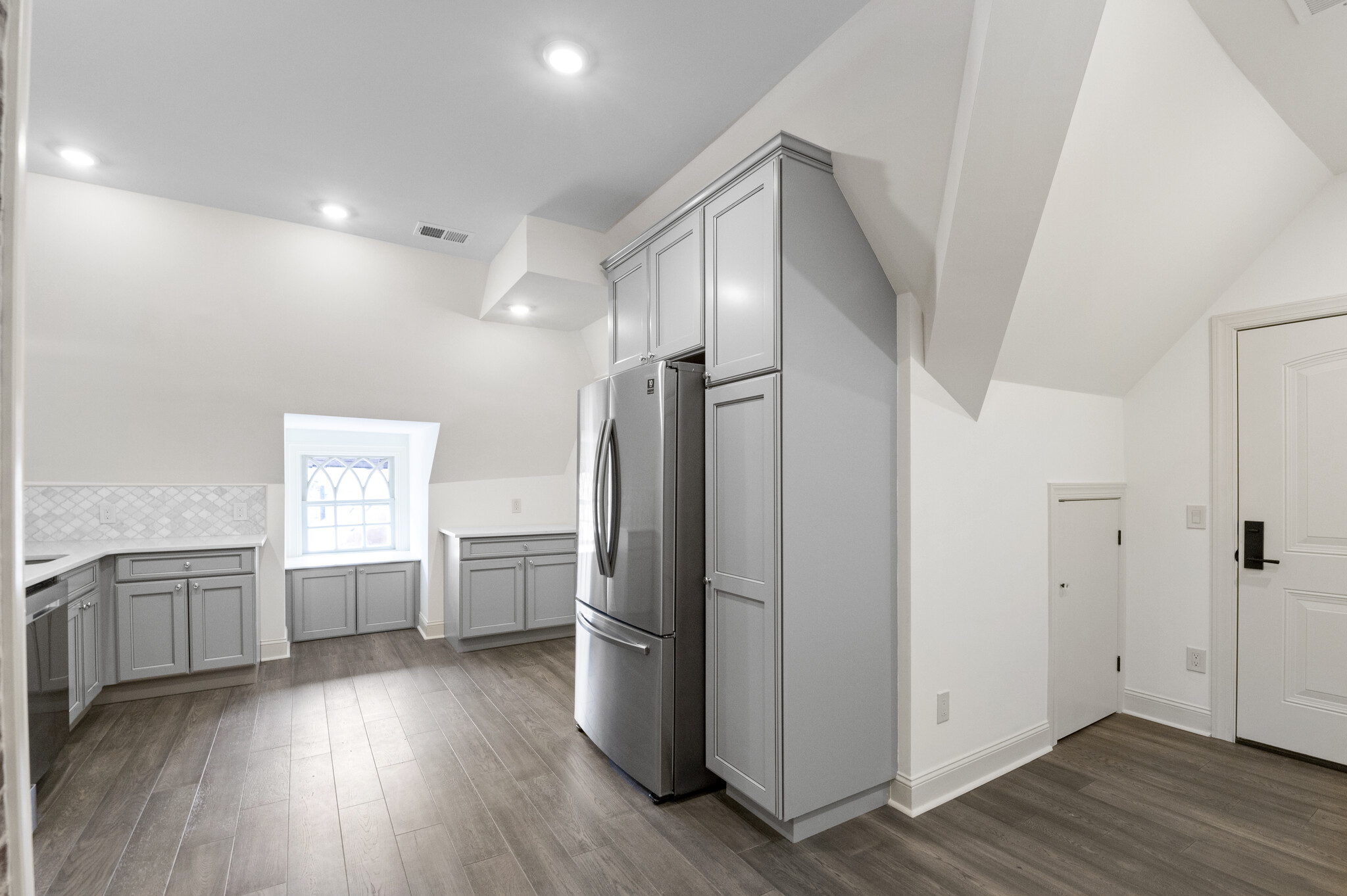 Kitchen - 240 W Tulpehocken St