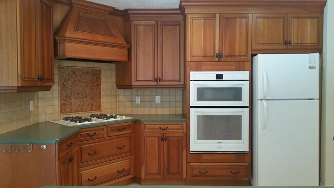 Building Photo - **4431 NW 53rd Street (Huntington)