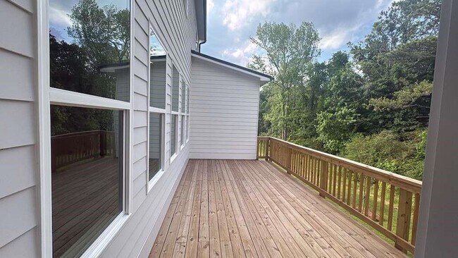 Building Photo - 5365 Travers Ln