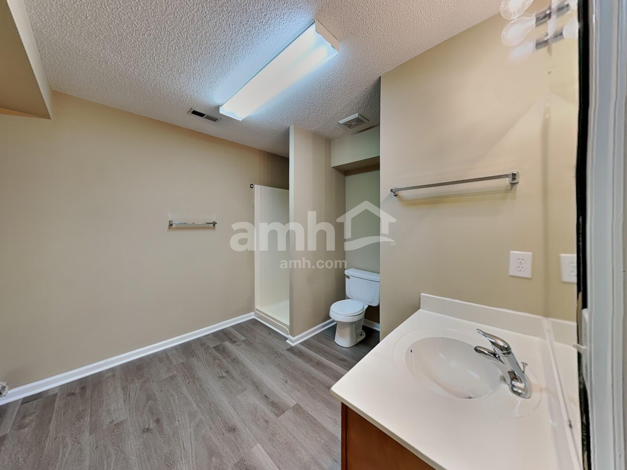 Building Photo - 4103 Chilton Way