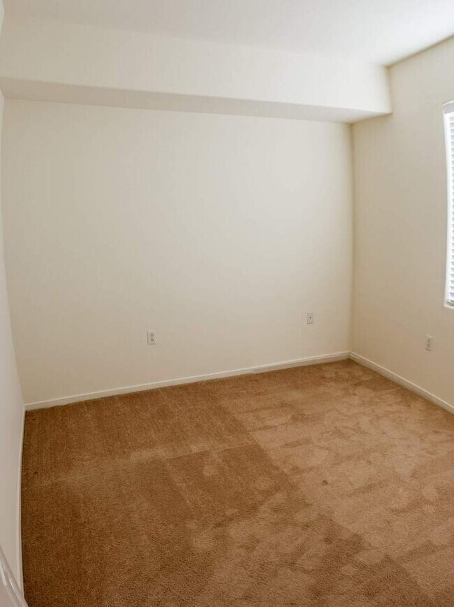 Building Photo - 1251 Whitney Ranch Pkwy