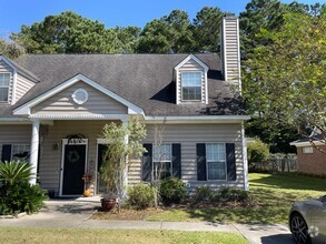 Building Photo - Wescott Duplex