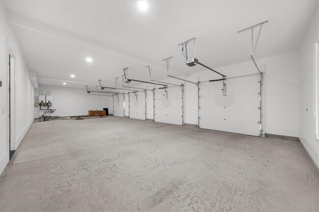 Building Photo - 2386 Trinity Church Rd