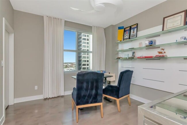 Building Photo - 1120 E Kennedy Blvd