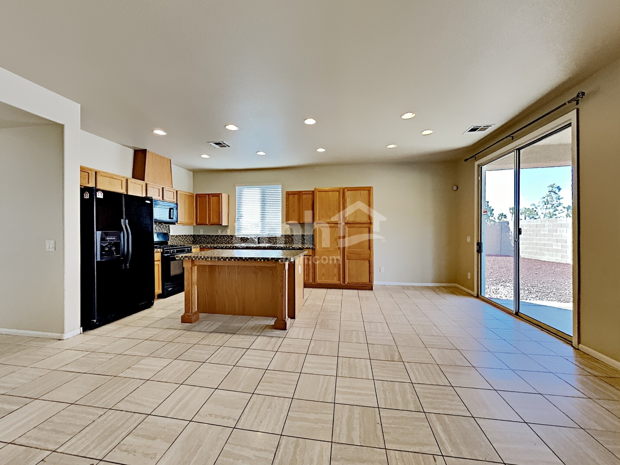 Building Photo - 520 Moses Lake Ct